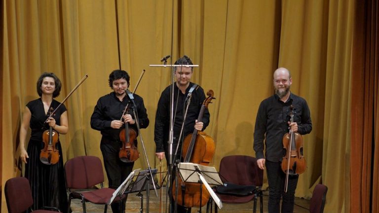 „Fantezie şi culori sonore” cu Cvartetul Arcadia la Palatul Tinerimea Română
