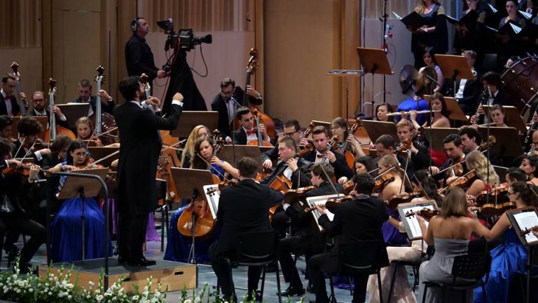 Marile Orchestre ale Lumii – Orchestra Română de Tineret