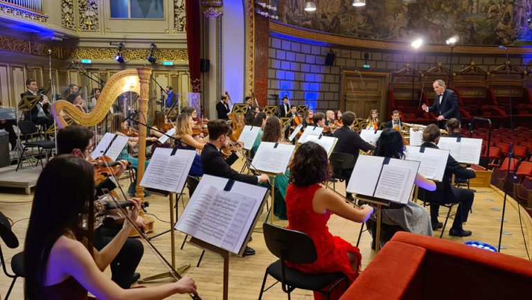 TVR 1 şi TVR MOLDOVA transmit Concertul eveniment “Ziua Culturii Nationale susținut de Orchestra Romana de Tineret